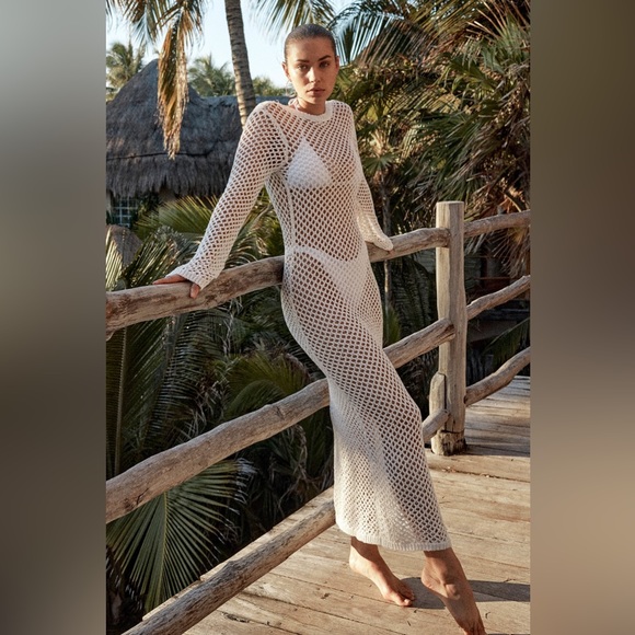 Monday Swimwear Cozumel Dress in White Crochet (NWT) - Picture 6 of 8